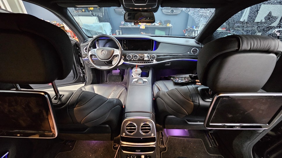 벤츠S350d - 송풍구 엠비언트 & 3d부메스터 set "S클래스에 빠질 수 없죠~ "