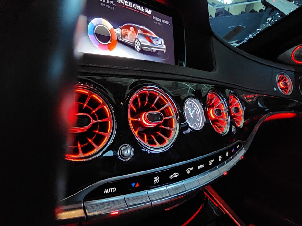 벤츠S350d - 송풍구 엠비언트 & 3d부메스터 set "S클래스에 빠질 수 없죠~ "