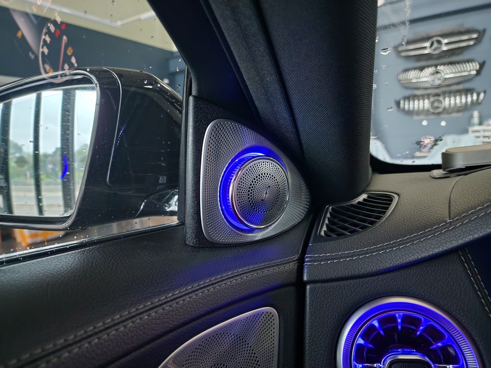 벤츠S350d - 송풍구 엠비언트 & 3d부메스터 set "S클래스에 빠질 수 없죠~ "