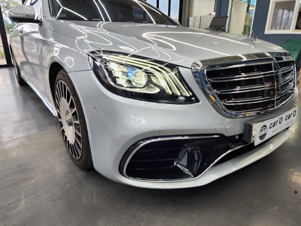 벤츠 S350d - S63바디킷 / 정품헤드램프, 정품테일램프