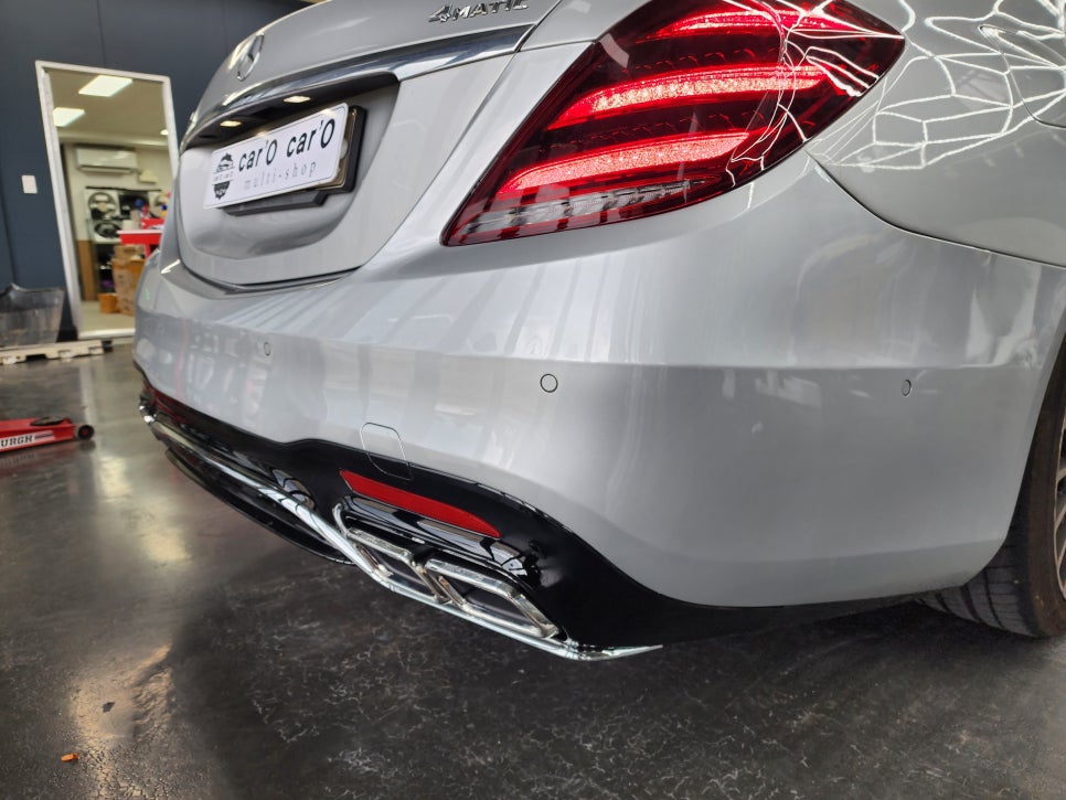 벤츠 S350d - S63바디킷 / 정품헤드램프, 정품테일램프