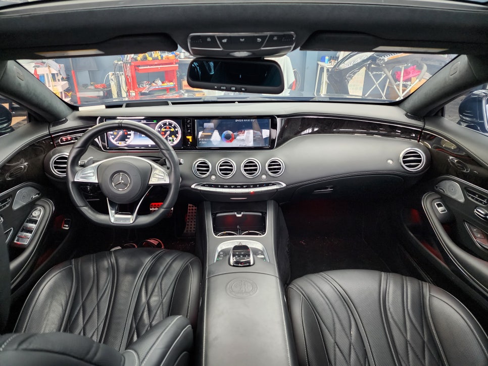 벤츠 S63amg 쿠페 - 엠비언트 64색 확장 및 광량업 / 송풍구엠비언트 / Amg 카본핸들
