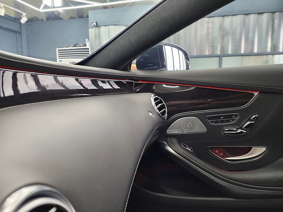벤츠 S63amg 쿠페 - 엠비언트 64색 확장 및 광량업 / 송풍구엠비언트 / Amg 카본핸들
