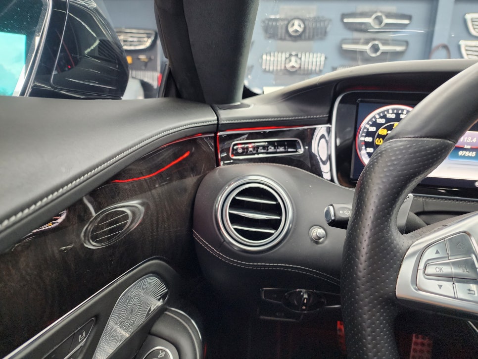 벤츠 S63amg 쿠페 - 엠비언트 64색 확장 및 광량업 / 송풍구엠비언트 / Amg 카본핸들