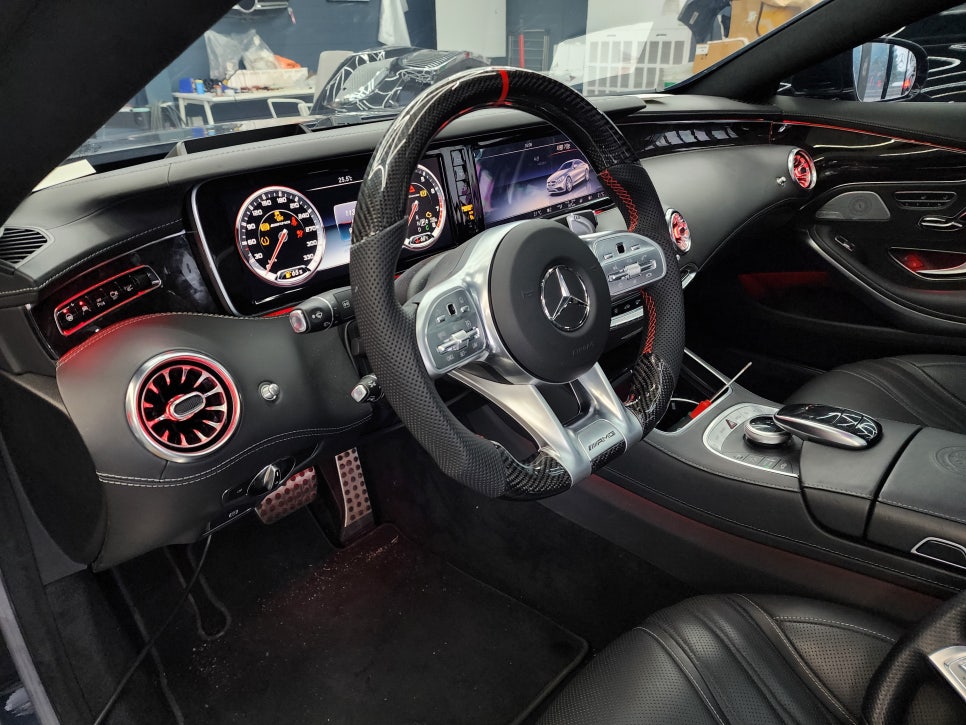 벤츠 S63amg 쿠페 - 엠비언트 64색 확장 및 광량업 / 송풍구엠비언트 / Amg 카본핸들