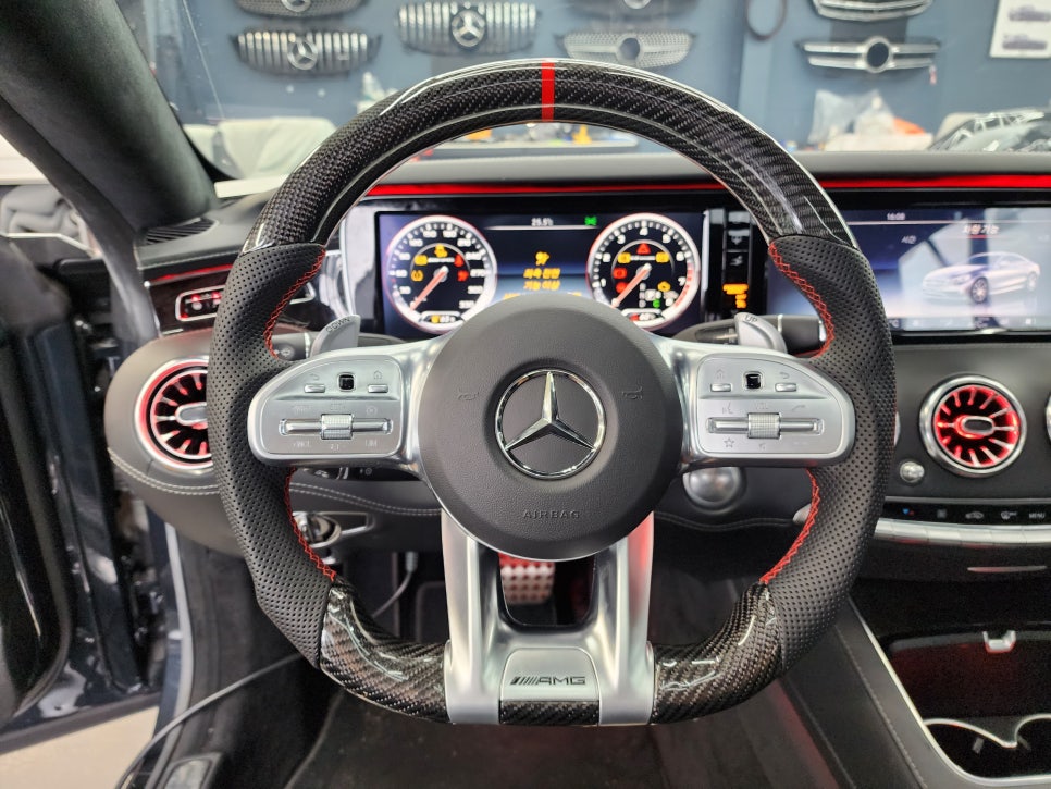 벤츠 S63amg 쿠페 - 엠비언트 64색 확장 및 광량업 / 송풍구엠비언트 / Amg 카본핸들