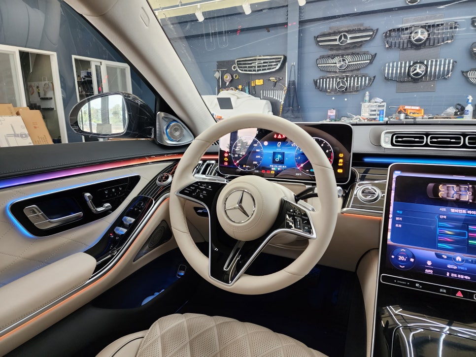 광주 벤츠레트로핏 ] 벤츠 S450 - 피아노락커트림 " 애프터제품 이식도 정확하게! "