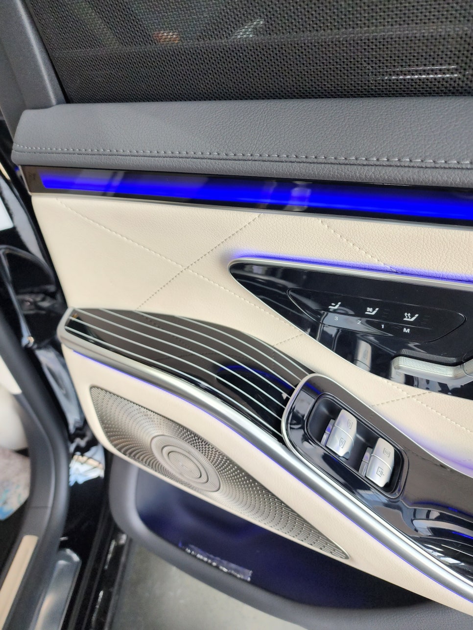광주 벤츠레트로핏 ] 벤츠 S450 - 피아노락커트림 " 애프터제품 이식도 정확하게! "