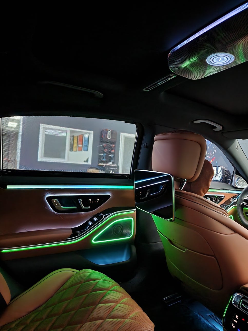 광주벤츠 엠비언트 ] 벤츠 S500 - 실내 풀 엠비언트! " 액티브 엠비언트, 미드레인지 엠비언트, 천장 부메스터,  4d 부메스터 "