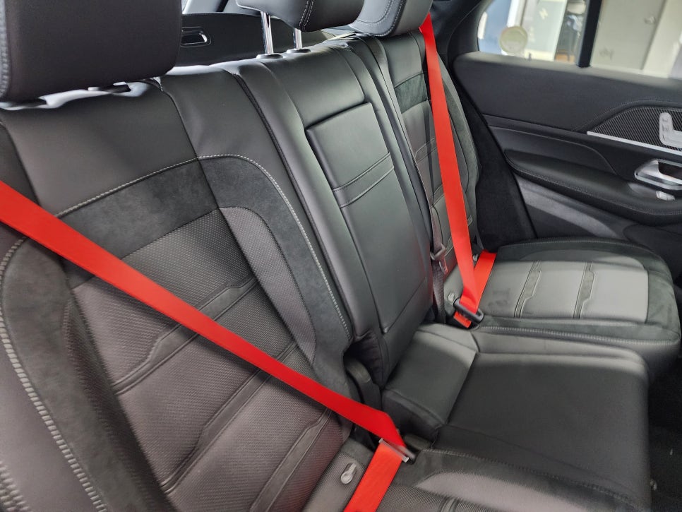 벤츠 Gle53amg - 컬러 안전벨트 시공으로 좀 더 amg 답게!