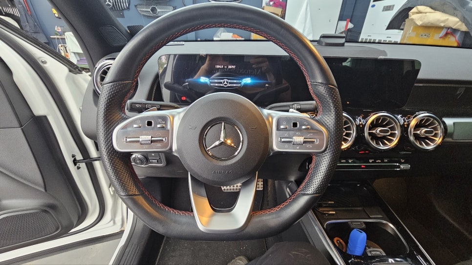 벤츠 Glb250 - 핸들열선 " 따뜻한 드라이빙~ "