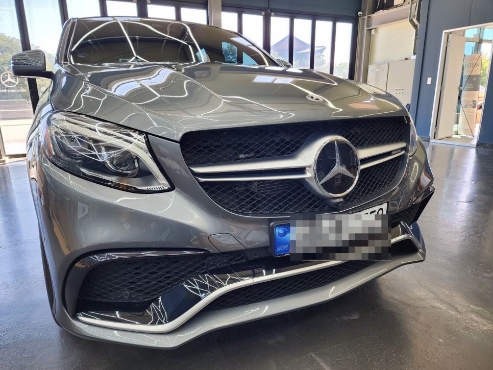 벤츠 Gle63amg - 세로그릴 & 엠비언트12색 확장 및 광량업