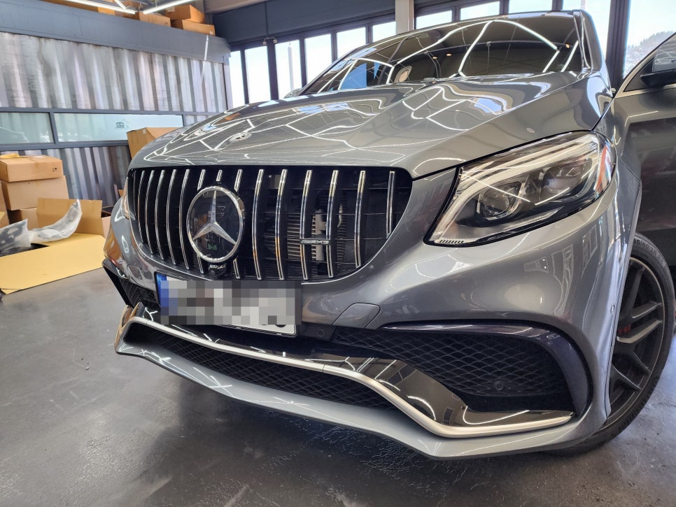 벤츠 Gle63amg - 세로그릴 & 엠비언트12색 확장 및 광량업
