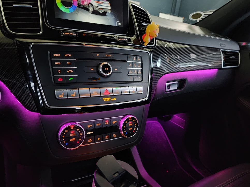 벤츠 Gle63amg - 세로그릴 & 엠비언트12색 확장 및 광량업