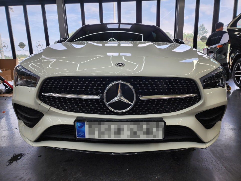 벤츠 Cla250 - 45amg 프론트 범퍼 & 카본 AMG 잠자리핸들 교체