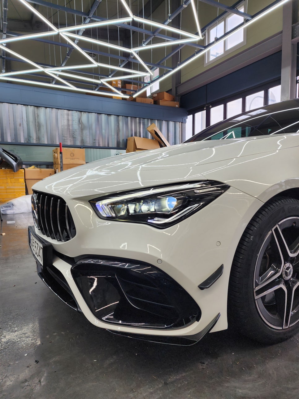 벤츠 Cla250 - 45amg 프론트 범퍼 & 카본 AMG 잠자리핸들 교체