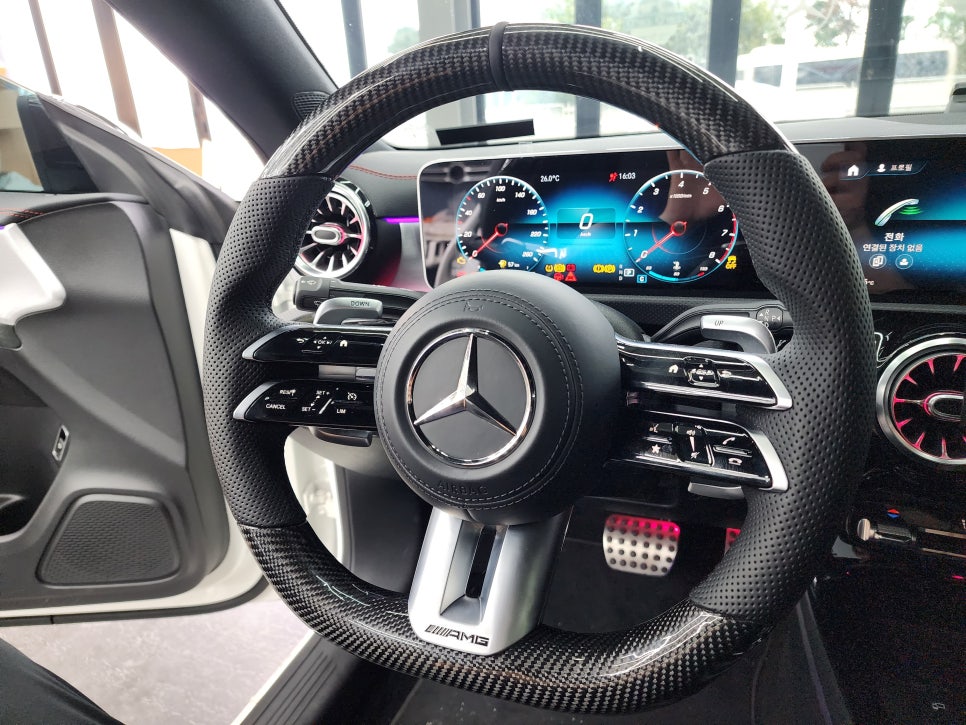 벤츠 Cla250 - 45amg 프론트 범퍼 & 카본 AMG 잠자리핸들 교체