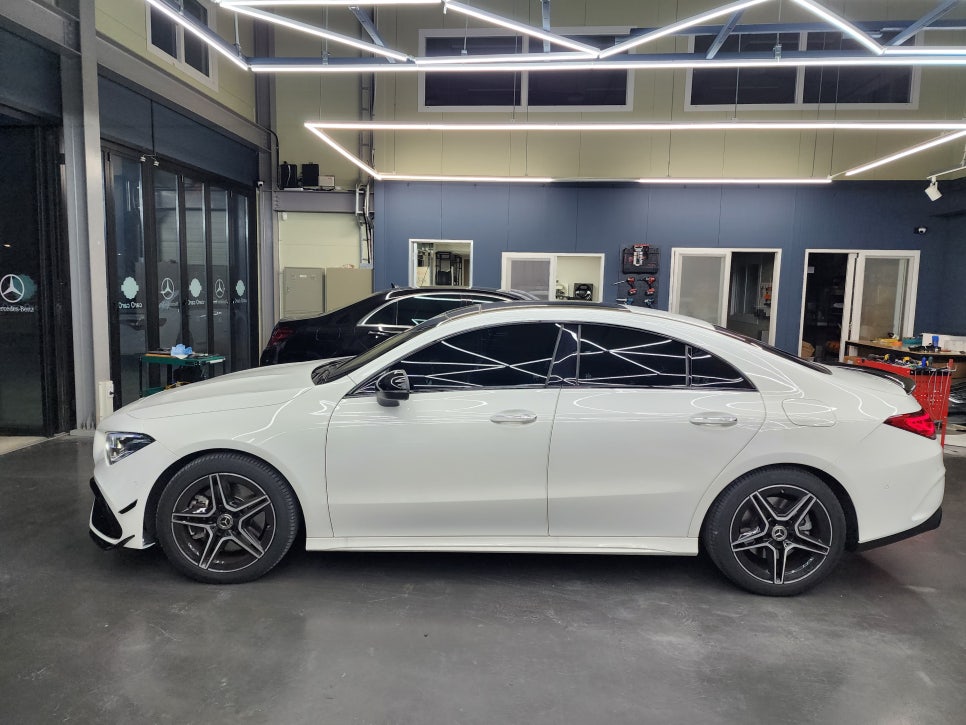 벤츠 Cla250 - 45amg 프론트 범퍼 & 카본 AMG 잠자리핸들 교체