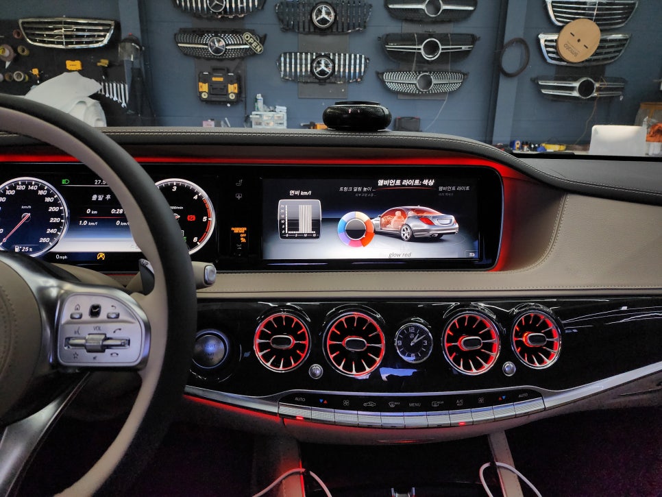 벤츠S350d - 송풍구엠비언트, 3d부메스터(애프터), 투톤 D컷 amg핸들, M2c-200A플러스