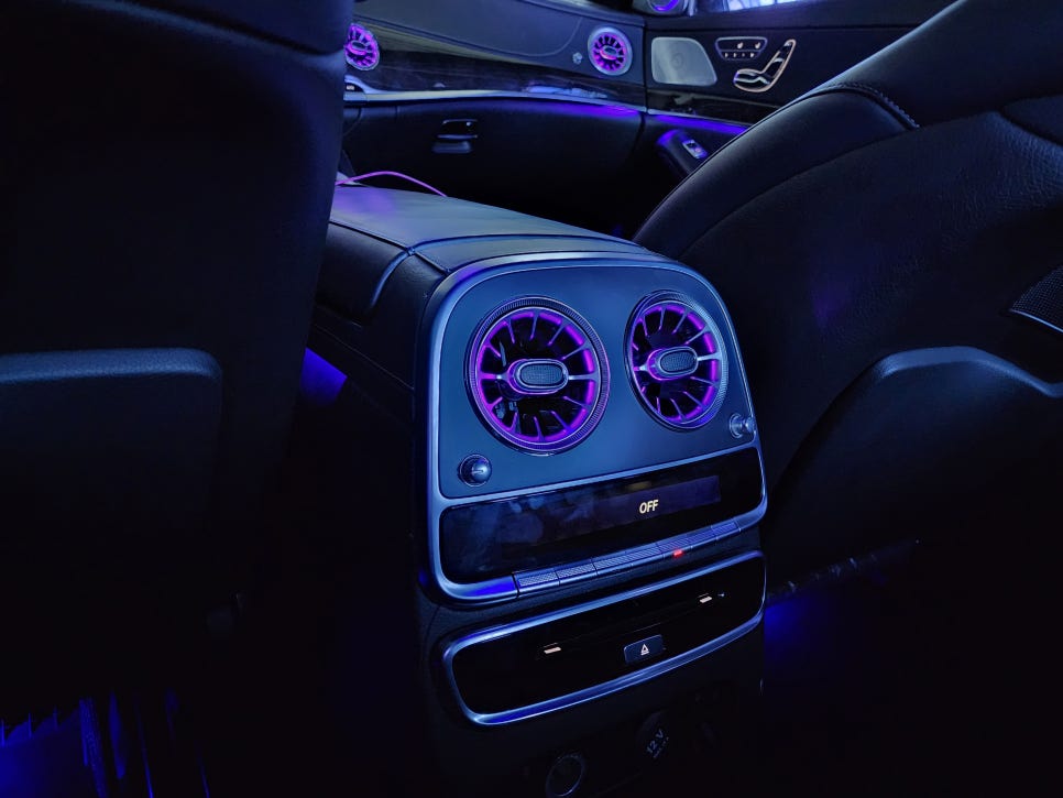 벤츠 S350d - 송풍구 & 3d부메스터 " 절대 놓칠 수 없는 아이템 "