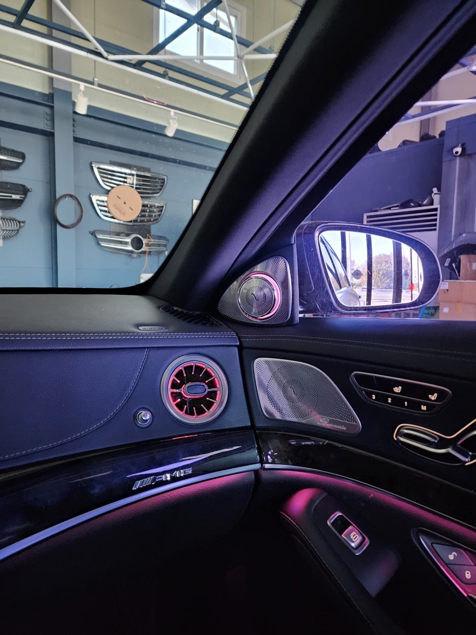벤츠 S350d - 송풍구 & 3d부메스터 " 절대 놓칠 수 없는 아이템 "