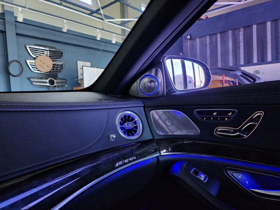벤츠 S350d - 송풍구 & 3d부메스터 " 절대 놓칠 수 없는 아이템 "