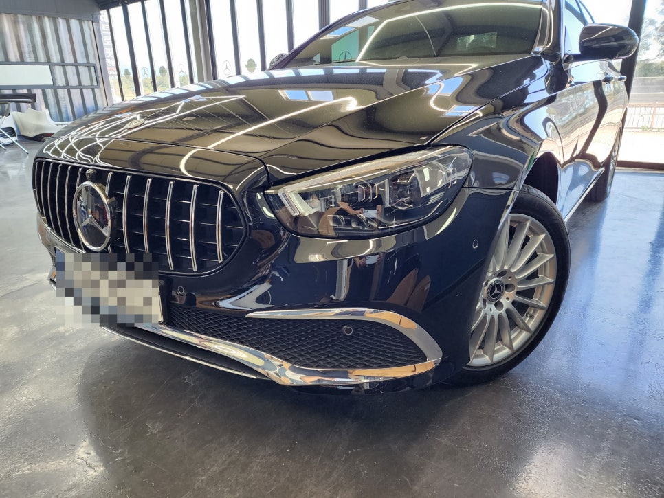 벤츠 E220d 익스클루시브 -> 아방가르드 교체