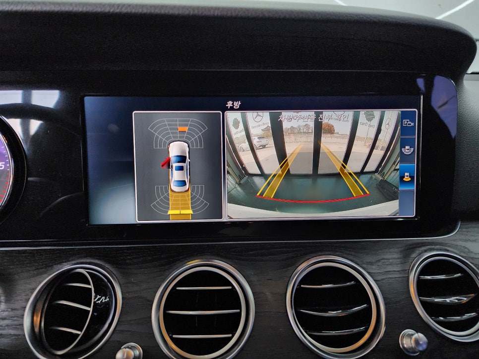 벤츠 E220d 아방가르드 -> 익스클루시브 범퍼교체 , 벤츠정품 어라운드뷰, 와이드콕핏(리퍼시공)