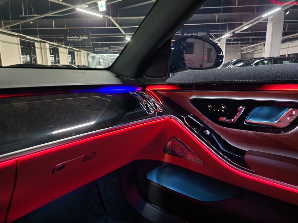 벤츠 S500 - 액티브 엠비언트 " S클래스의 필수시공, 최고의 감성 퍼포먼스 !! "