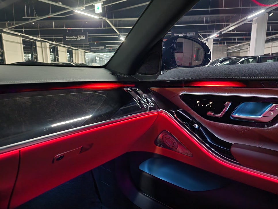 벤츠 S500 - 액티브 엠비언트 " S클래스의 필수시공, 최고의 감성 퍼포먼스 !! "
