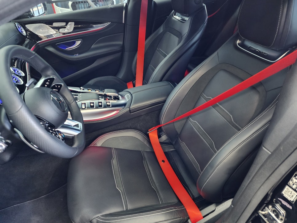 벤츠 gt43amg - 컬러안전벨트 " 레드 컬러 시공으로 시선강탈 !! "
