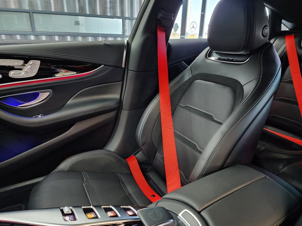 벤츠 gt43amg - 컬러안전벨트 " 레드 컬러 시공으로 시선강탈 !! "