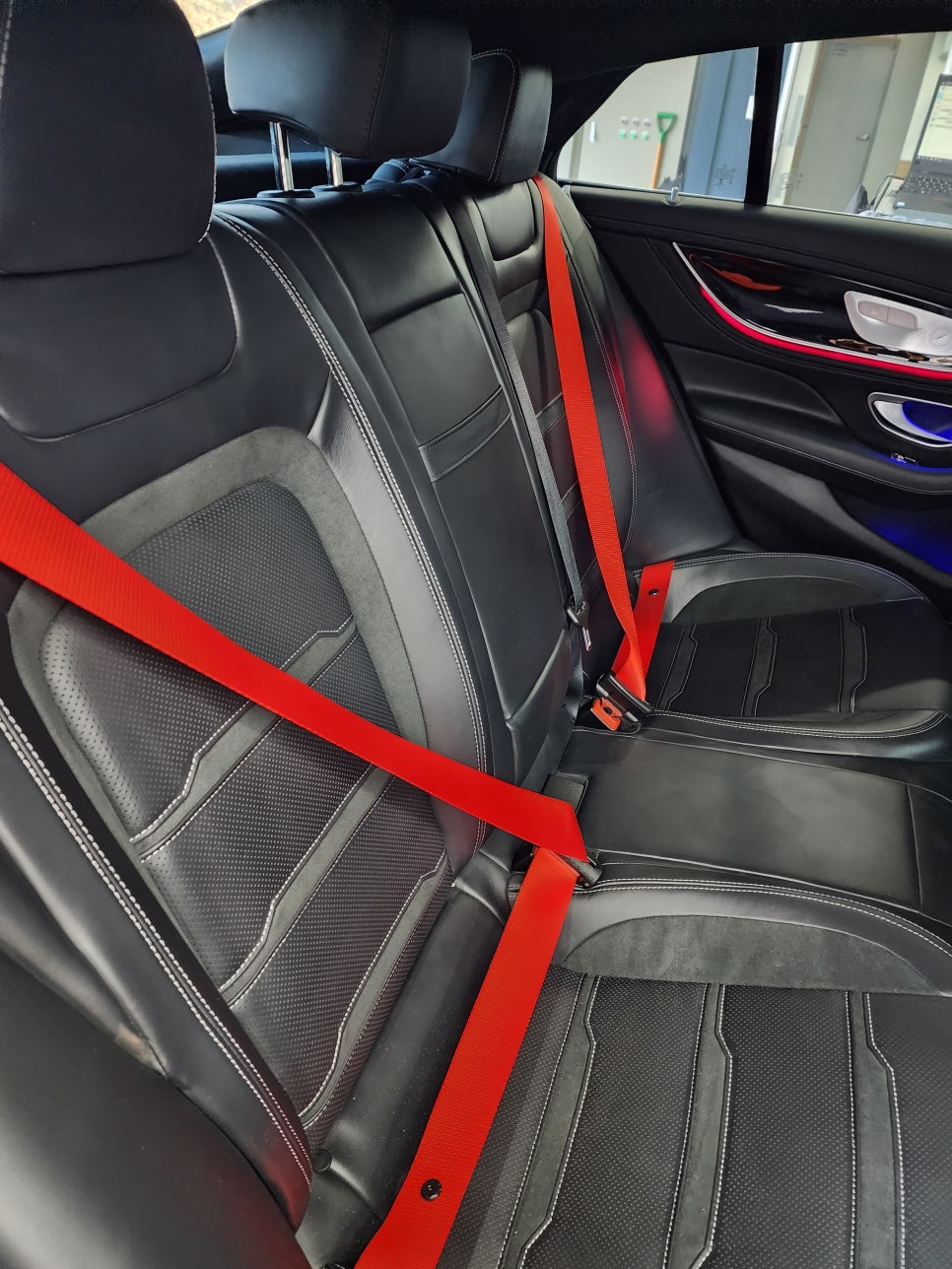 벤츠 gt43amg - 컬러안전벨트 " 레드 컬러 시공으로 시선강탈 !! "