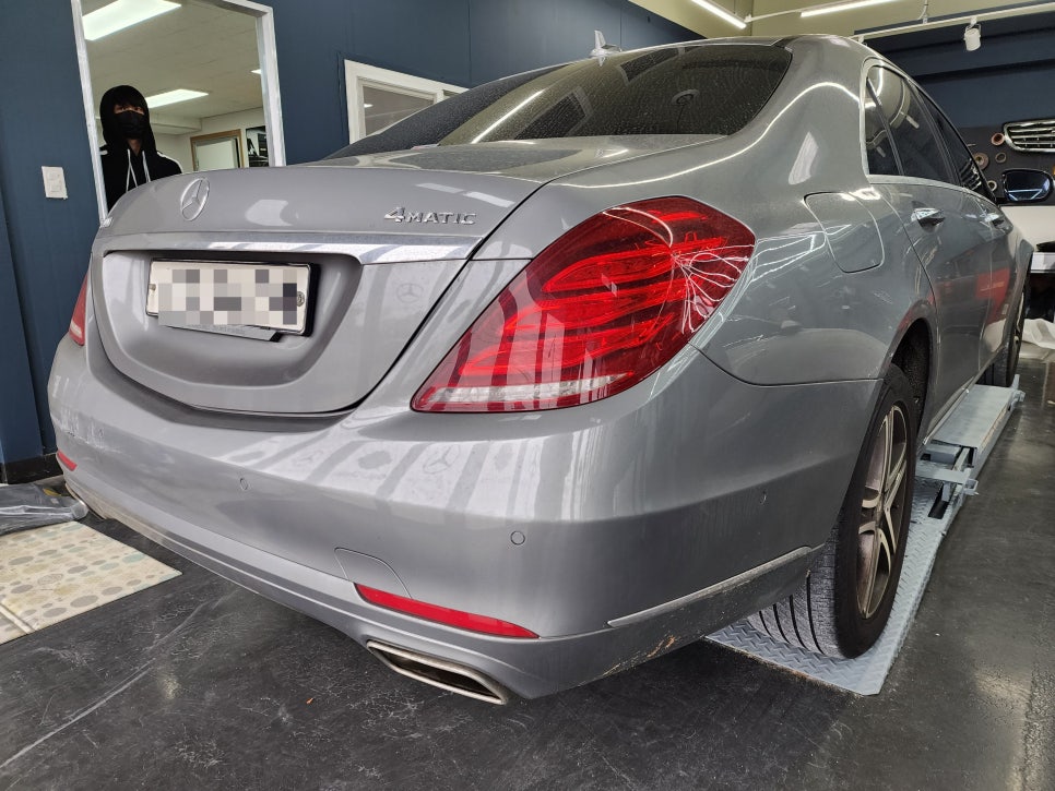 벤츠 S400 - s63amg바디킷 " 새차 뽑았냐구요? 아니요 !! 바디킷 시공했어요~~ "