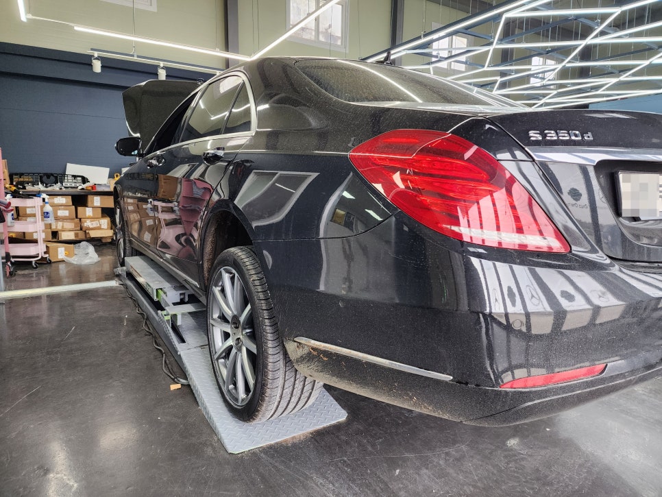 벤츠 S350d - 후기형 s63amg 신형 개조 컨버전