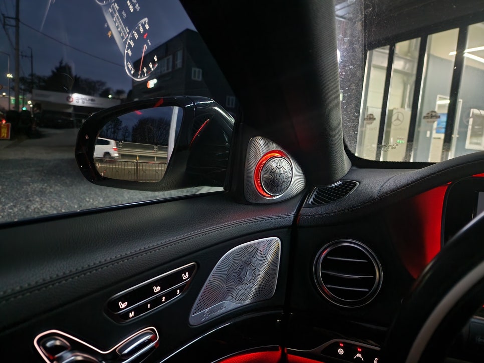 벤츠 W222 s클래스- M2c-200a 플러스, aux연동 / 3d부메스터(국산 하이클라스)