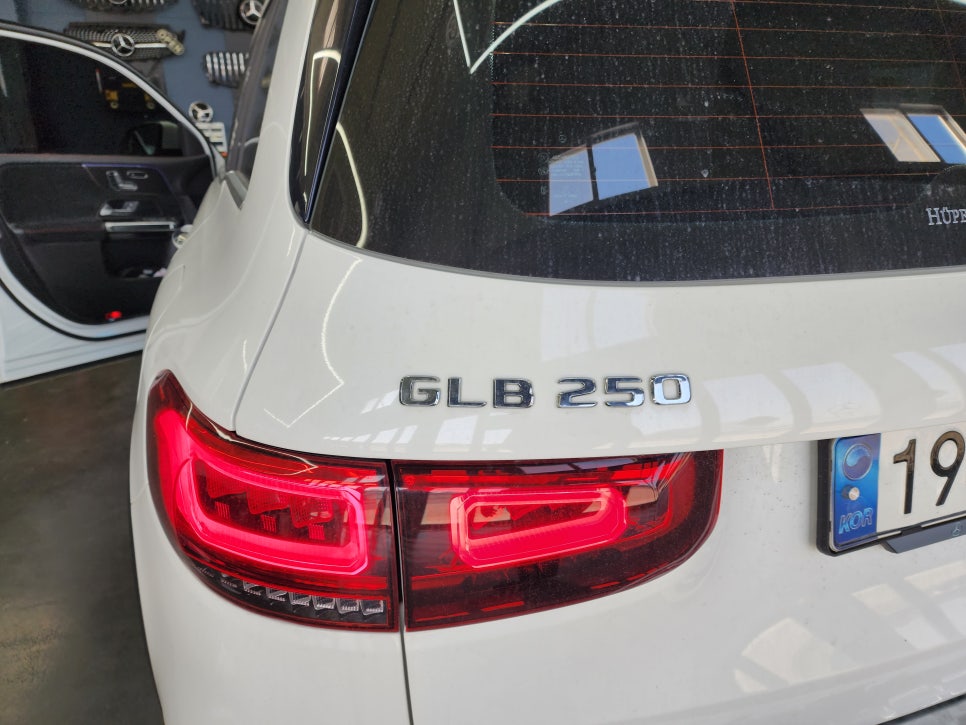 벤츠 Glb250 - 2열 열선시트 " 따뜻한 겨울 나기 "