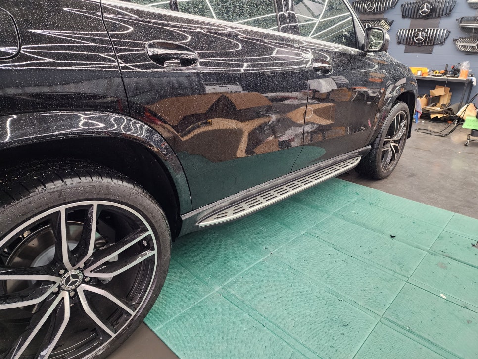 벤츠 Gls580 마이바흐 전동사이드스텝  " 안전하고 편리한 승,하차를 위한 아이템 "