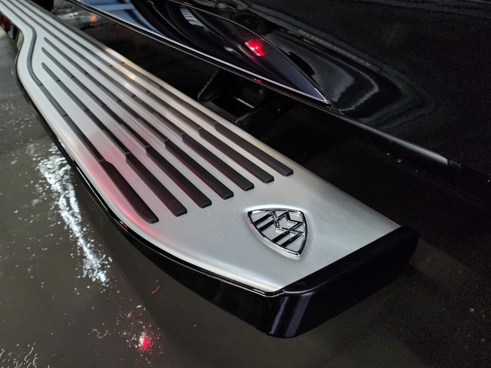 벤츠 Gls580 마이바흐 전동사이드스텝  " 안전하고 편리한 승,하차를 위한 아이템 "