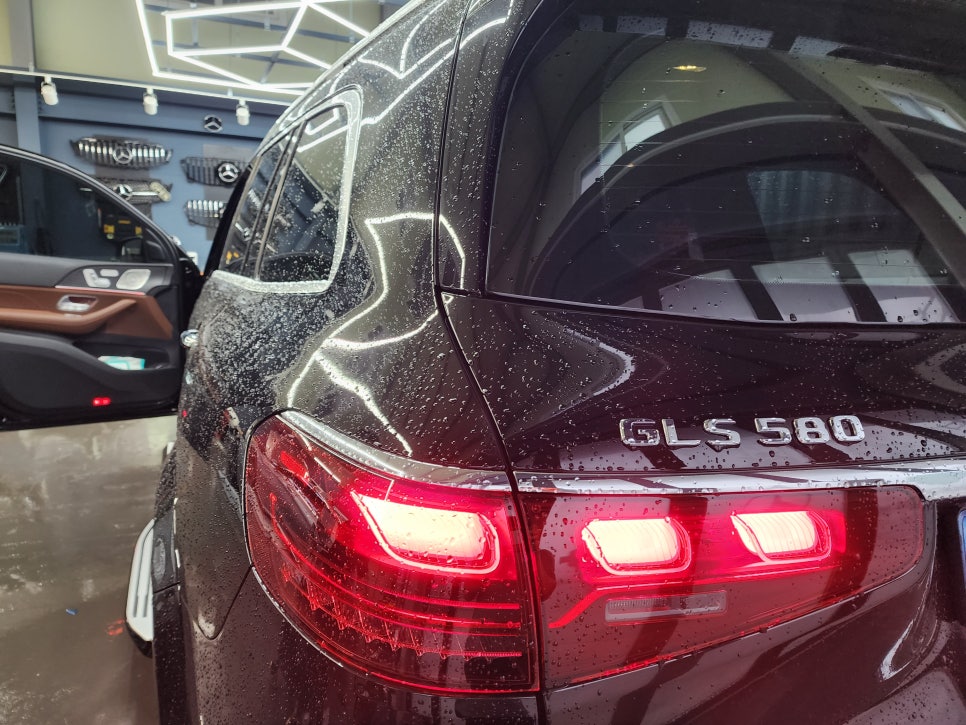 벤츠 Gls580 마이바흐 전동사이드스텝  " 안전하고 편리한 승,하차를 위한 아이템 "
