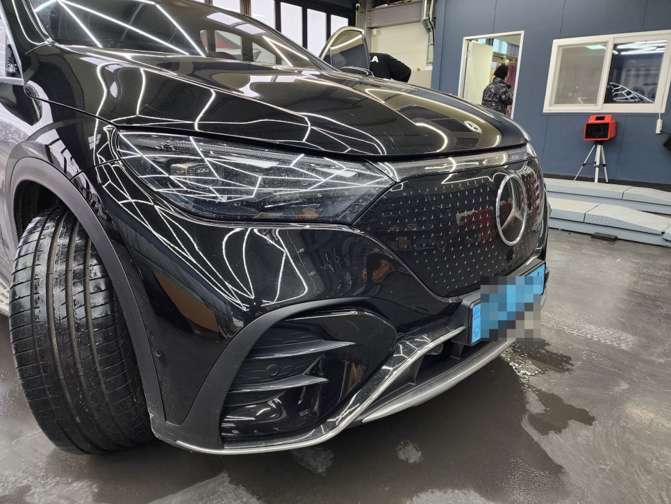 벤츠 Eqe500 suv - 정품 세로그릴 " 전기차도 세로그릴이 어울리죠"