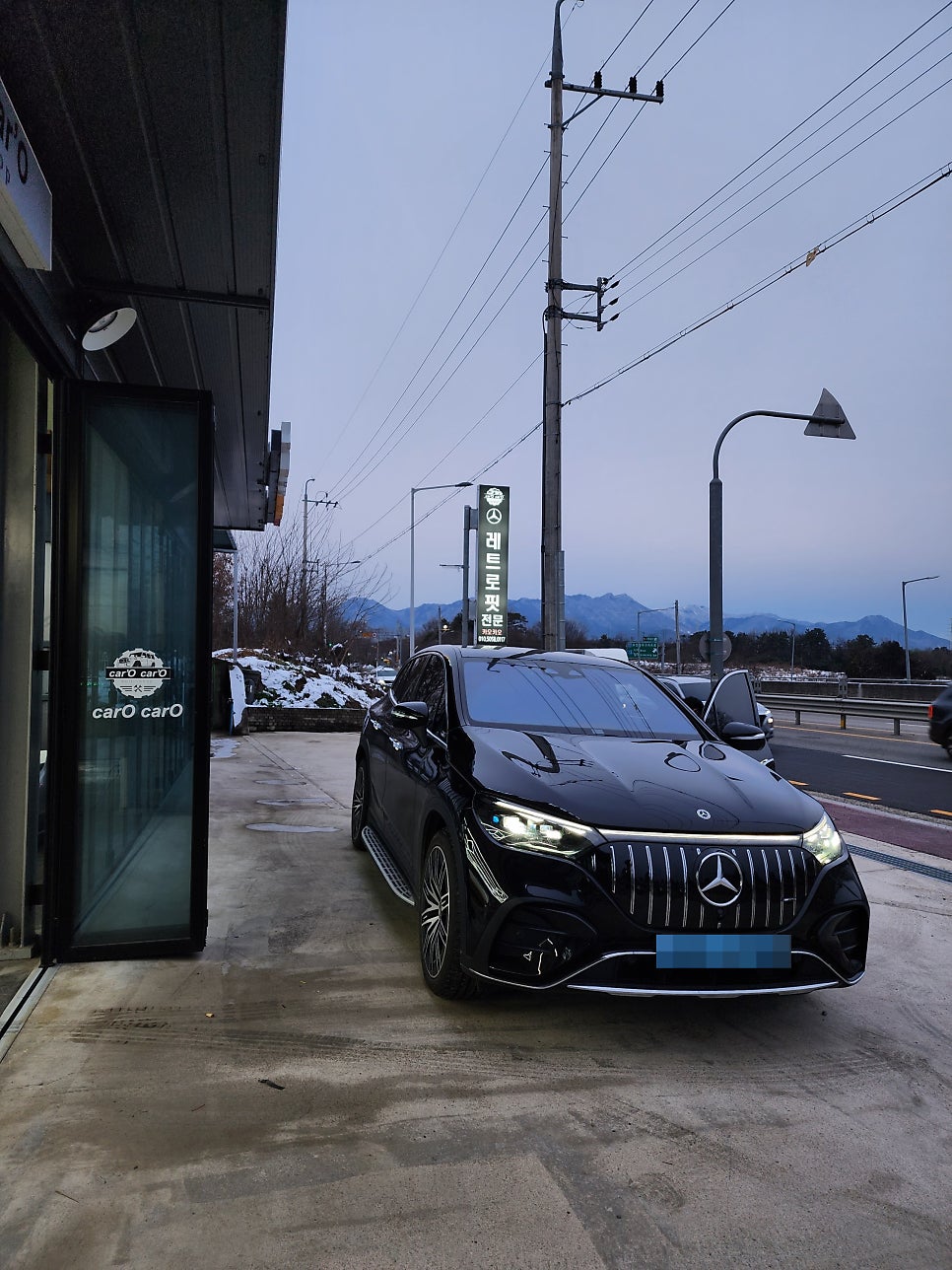 벤츠 Eqe500 suv - 정품 세로그릴 " 전기차도 세로그릴이 어울리죠"