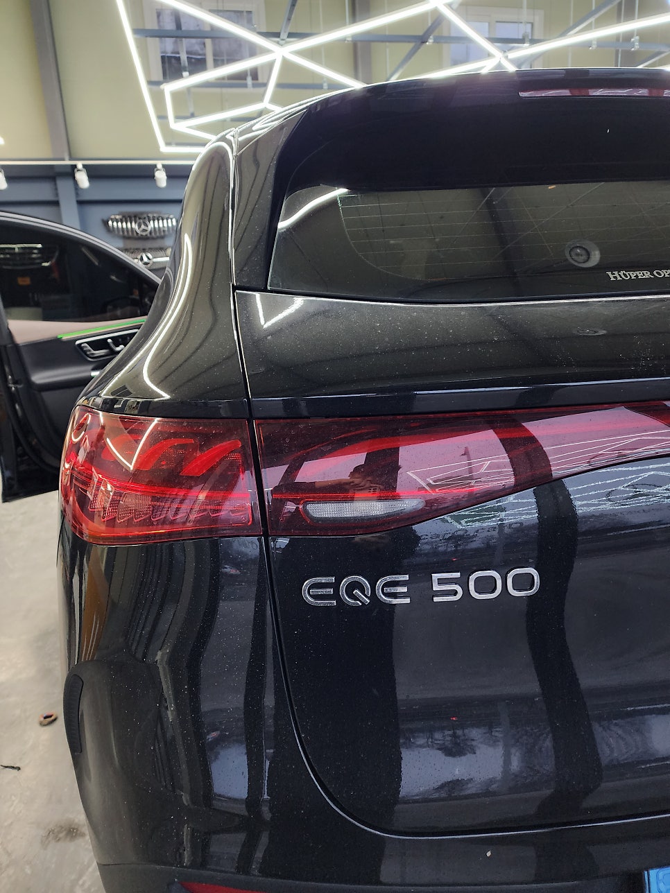 벤츠 Eqe500 suv - 정품 세로그릴 " 전기차도 세로그릴이 어울리죠"