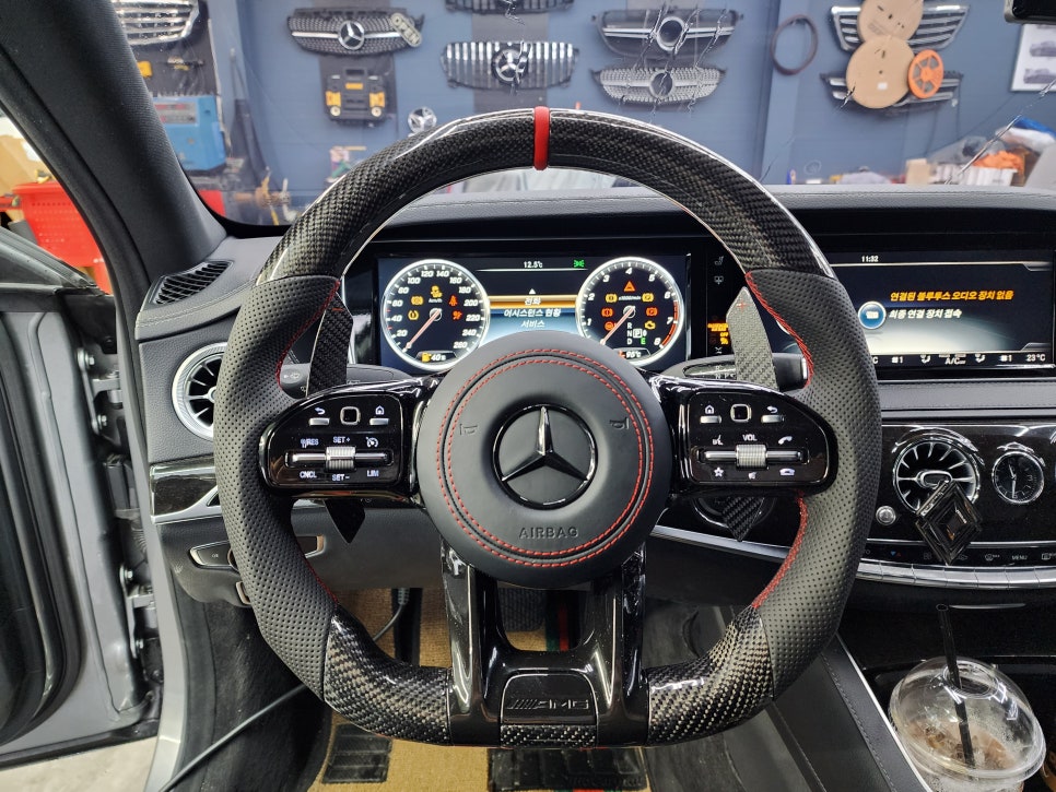 벤츠 S500 - amg D컷 커스텀 핸들 " 기분 좋은 드라이빙의 시작 !!"