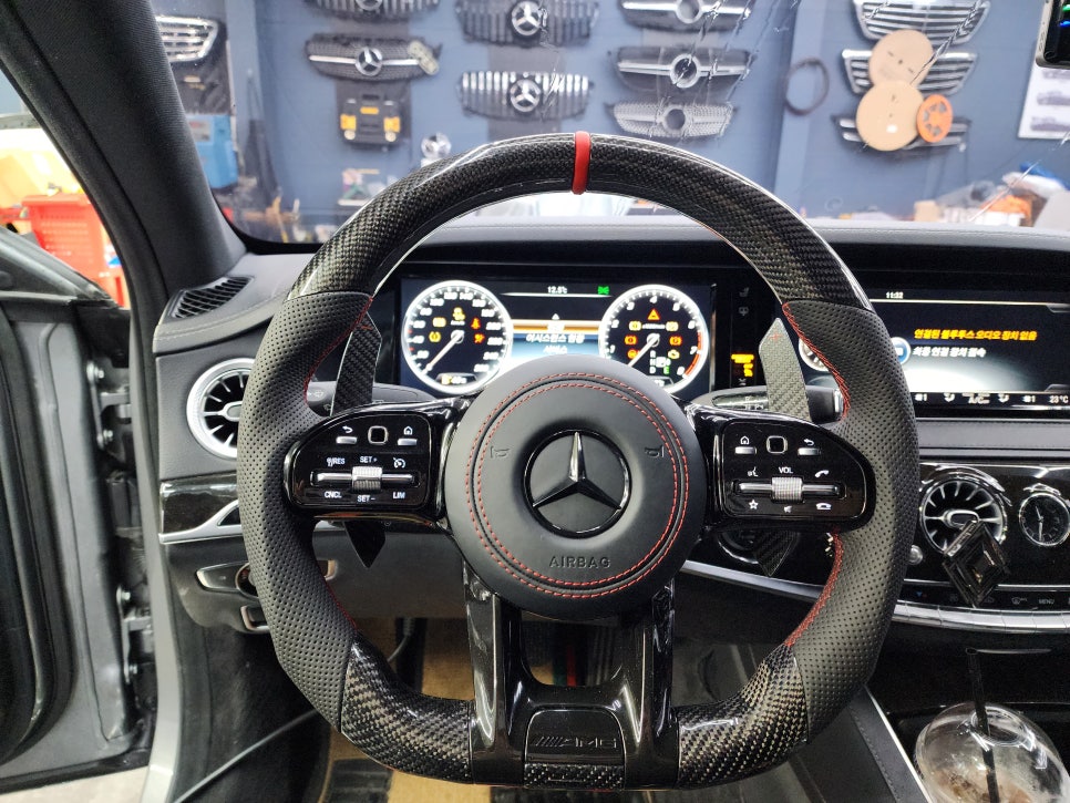 벤츠 S500 - amg D컷 커스텀 핸들 " 기분 좋은 드라이빙의 시작 !!"