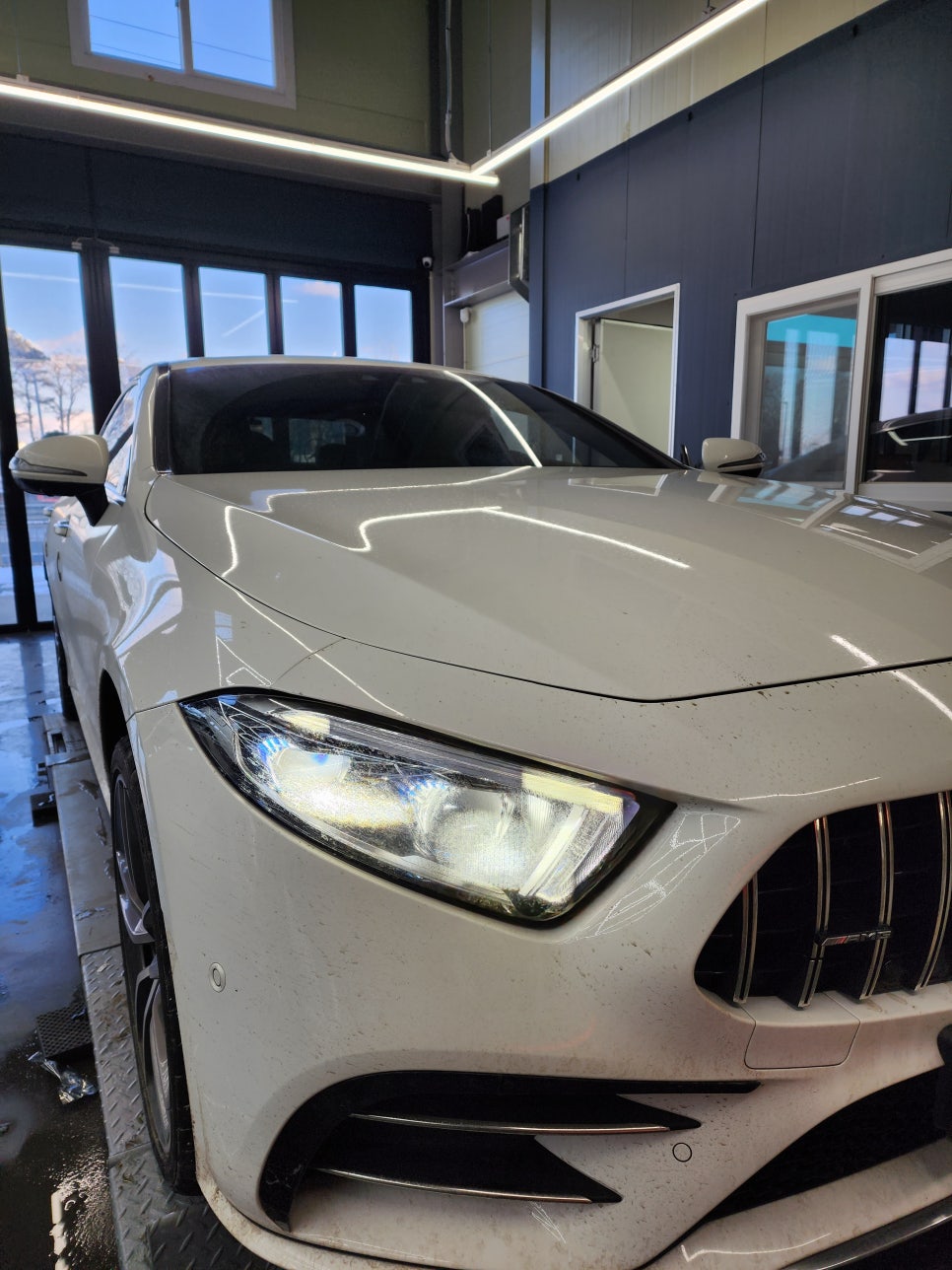 벤츠 Cls400d - 1,2열 컬러 안전벨트 " 안전벨트도 예쁘게~ 컬러를 입히다!! "