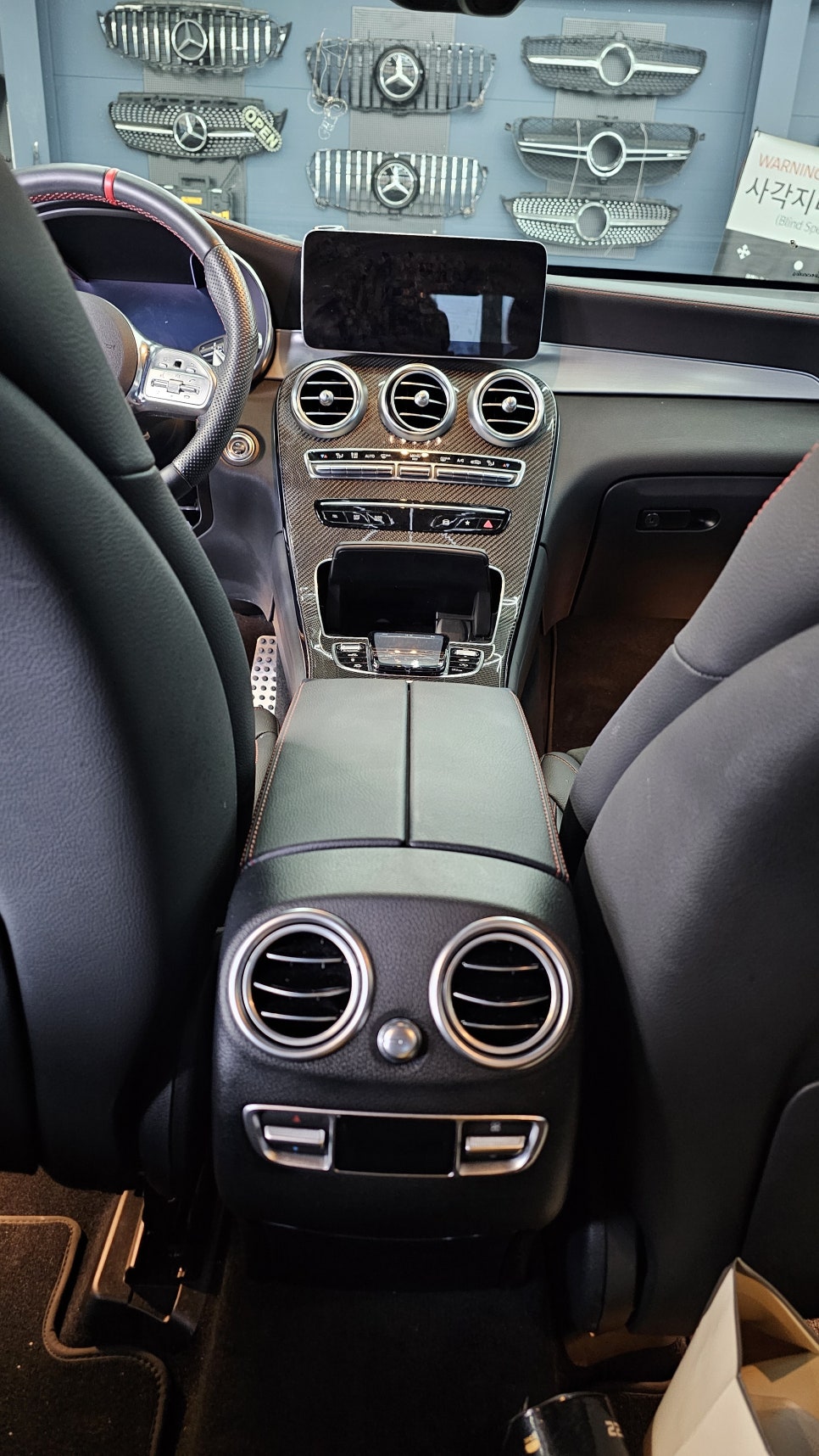 벤츠 Glc43amg - 송풍구엠비언트(정품led)