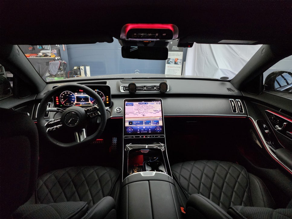 벤츠 24y' s450d - 액티브 엠비언트 & 4D 부메스터 패키지