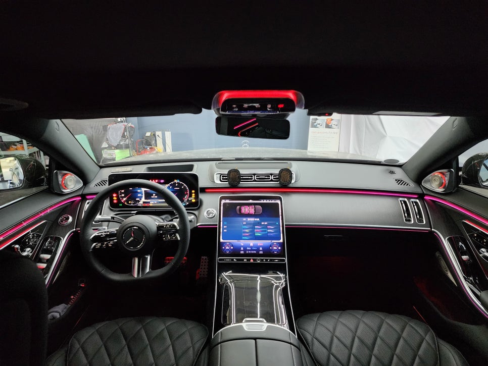 벤츠 24y' s450d - 액티브 엠비언트 & 4D 부메스터 패키지