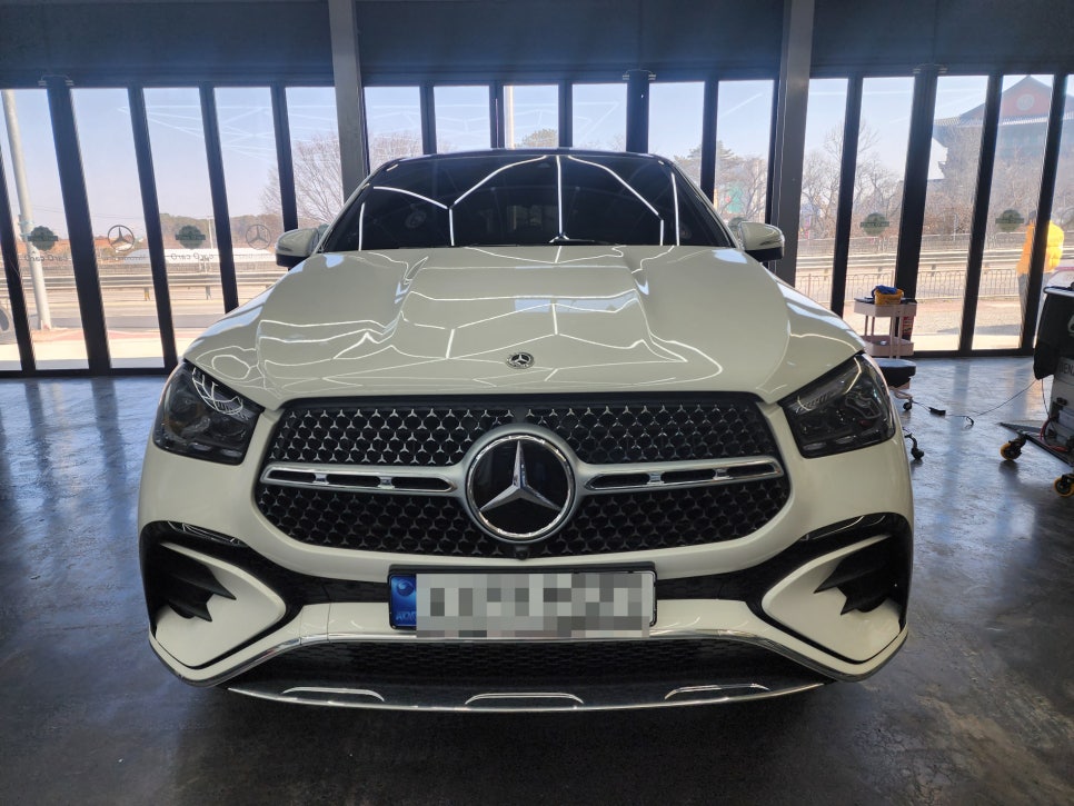 벤츠 GLE450d - 세로 그릴